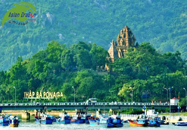 Tour Sài Gòn - Nha Trang – City Tour – Nha Phu - Vinpearland 3 Ngày 4 Đêm